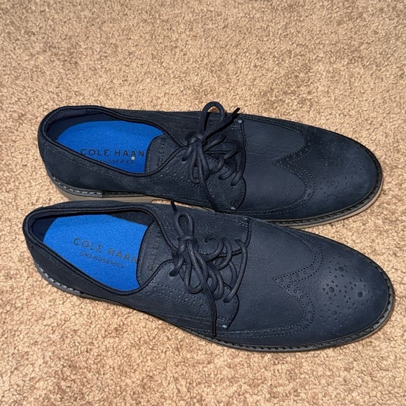 Cole Haan • Go-To Wingtip Oxford • Blue Suede - Picture 4 of 8